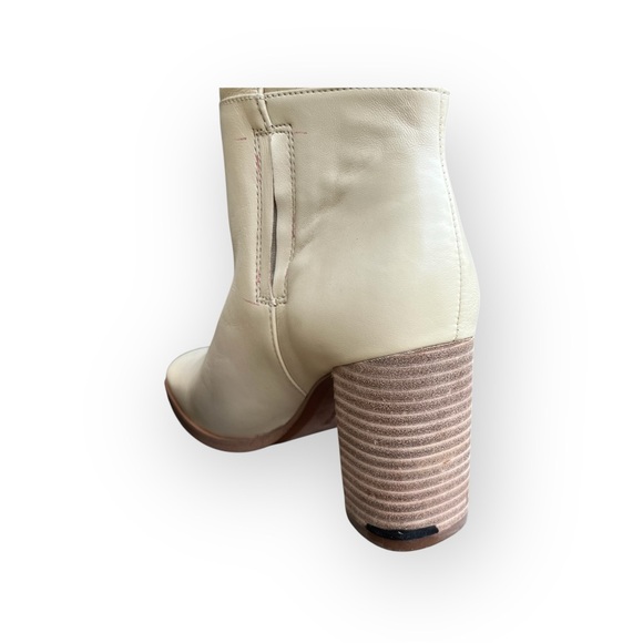 Sam Edelman Cream Knee-High Leather Boots 3.25” heels - Picture 10 of 15